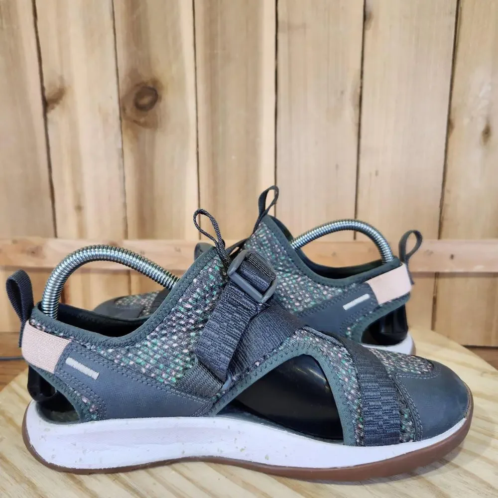 Chaco Odyssey Sandals Shoes Womens 8 39 EU Gray Fisherman Closed Toe Hiking